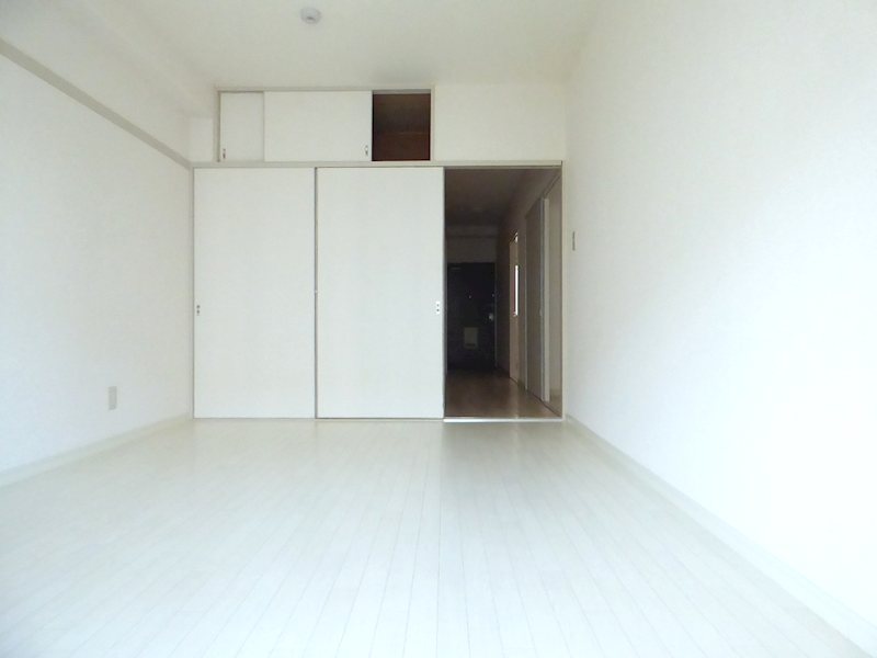 その他部屋・スペース　バルコニー側　洋室6帖　※2019年に和室→洋室にリフォーム