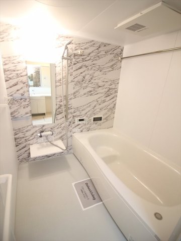 バス・シャワールーム　写真は別室