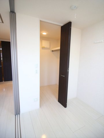 収納　写真は別室