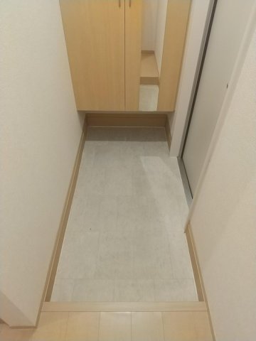 玄関　サニーコートバディ