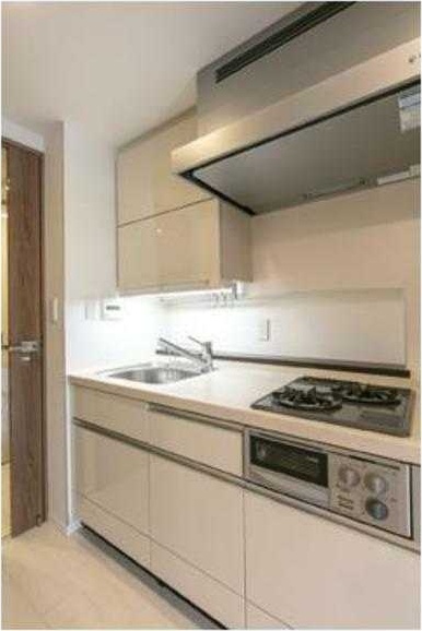 キッチン　同タイプ別部屋参考写真です♪