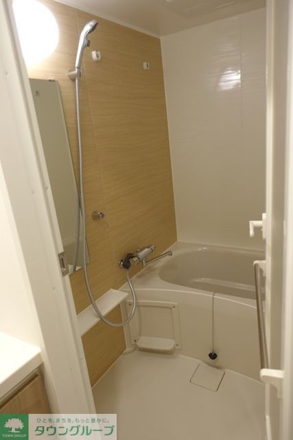 バス・シャワールーム　※写真は同タイプ住戸です。