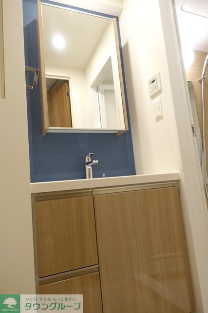 洗面設備　※写真は同タイプ住戸です。