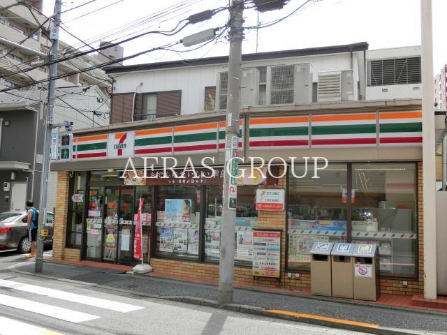 コンビニ　セブンイレブン田端3丁目店（コンビニ）まで213m