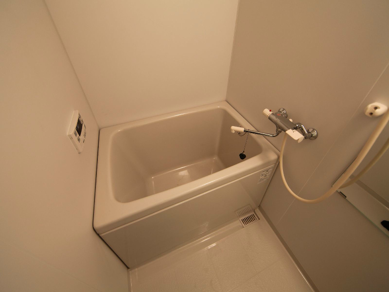 バス・シャワールーム　浴室暖房乾燥機付　24時間換気機能付バスルーム