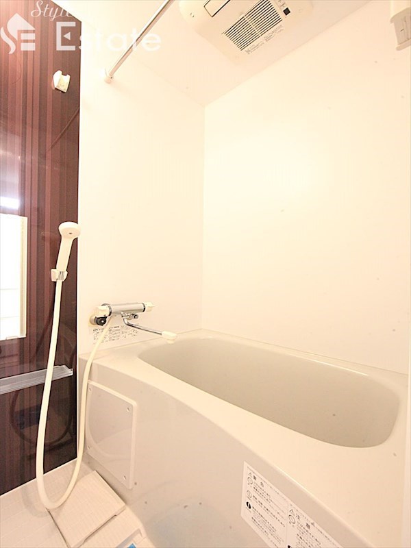 バス・シャワールーム　バスルーム