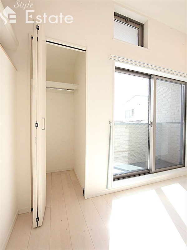 収納　クローゼット