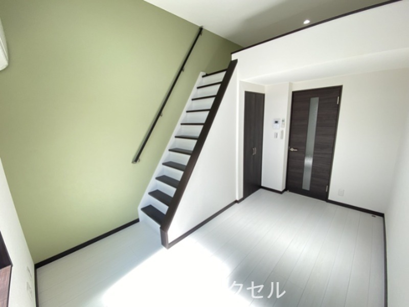 居室・リビング　ロフト付きのお部屋です。