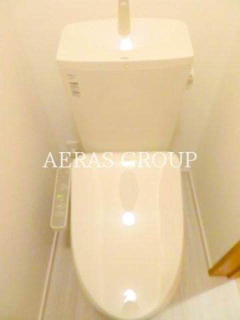 トイレ　温水洗浄便座