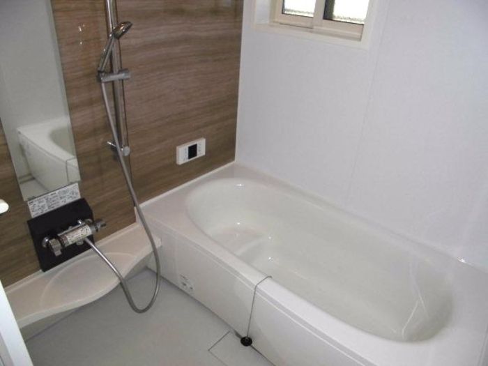 バス・シャワールーム　バス