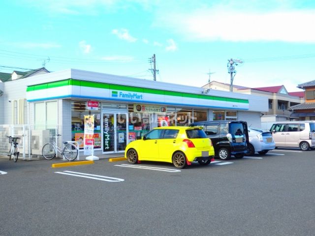 コンビニ　ファミリーマート 長島インター店（コンビニ）まで211m