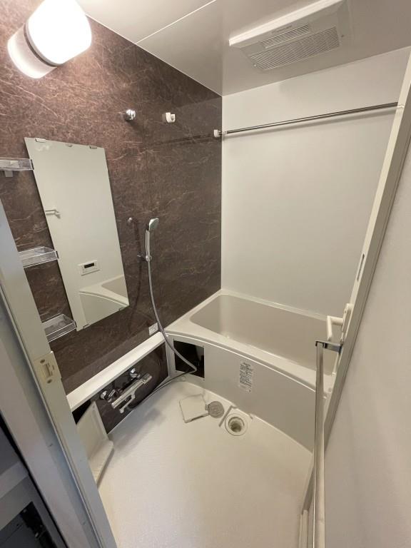 バス・シャワールーム　風呂