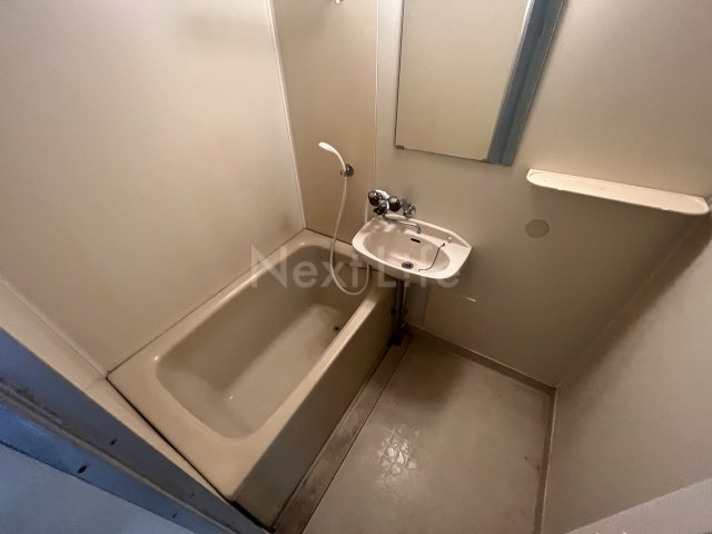 バス・シャワールーム　第一エスティーエム日野