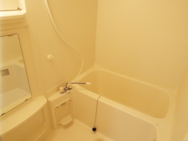 バス・シャワールーム　現況優先