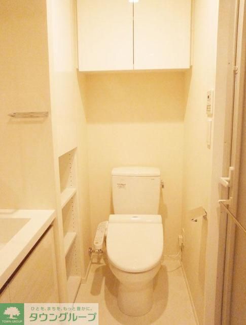 トイレ　※写真は同タイプ住戸です。