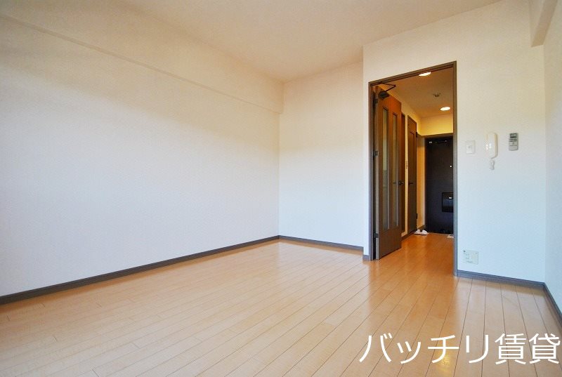 居室・リビング　画像は別号室写真の為、現状を優先いたします