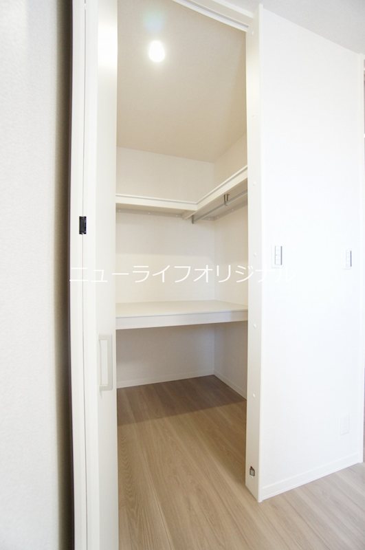 収納　収納ケースもそのまま入れられるウォ―クインクローゼットです！