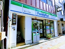 コンビニ　ファミリーマート 新宿戸塚警察署前店（コンビニ）まで197m