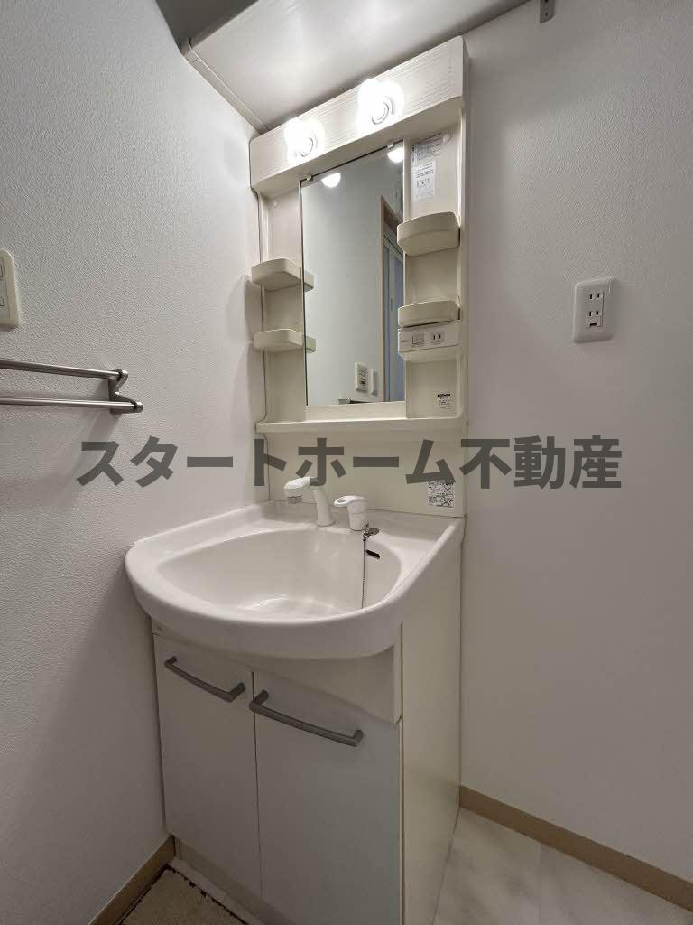 洗面設備　洗面所です