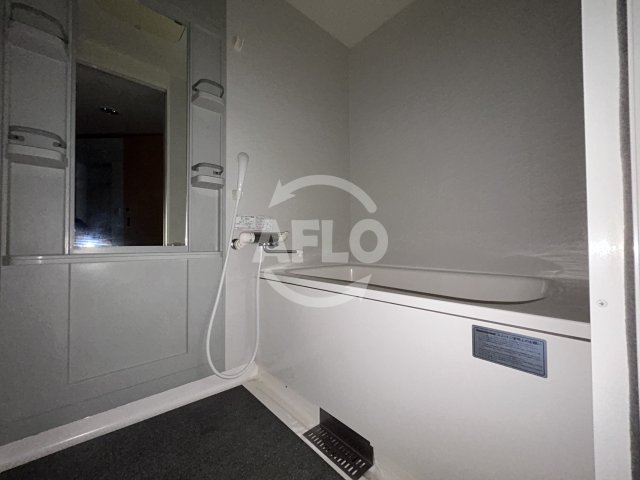 バス・シャワールーム　フォレステージュ江坂垂水町　浴室