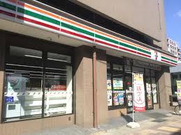 コンビニ　セブンイレブン 神戸布引町2丁目店（コンビニ）まで63m