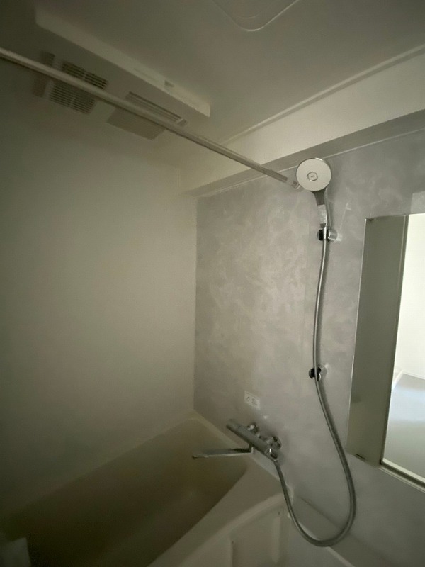 バス・シャワールーム　※別部屋の参考写真です。