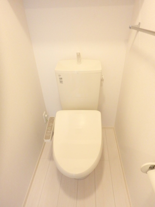 トイレ　図面と現状に相違がある場合には現状を優先