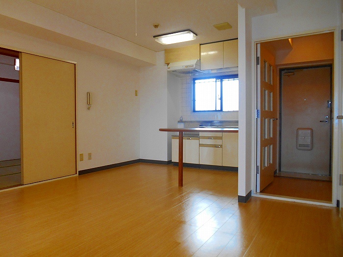 居室・リビング　同物件別部屋参考写真です