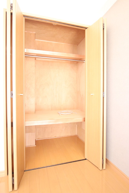 収納　衣服以外も入ります♪