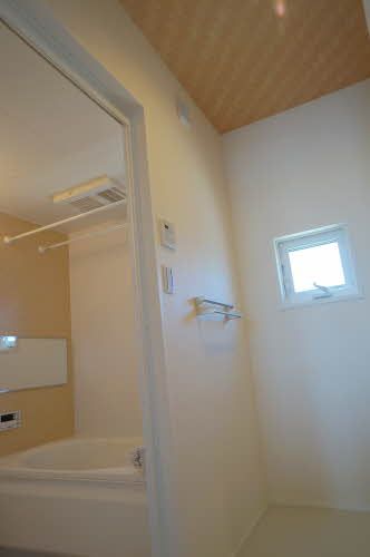 バス・シャワールーム　バスルーム