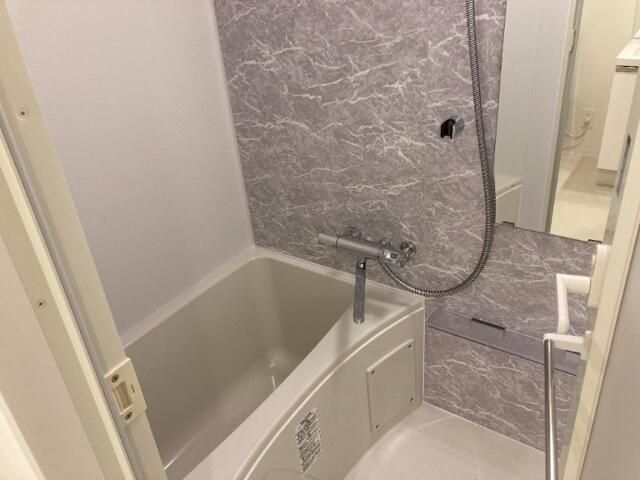 バス・シャワールーム　別タイプ部屋　参考写真です