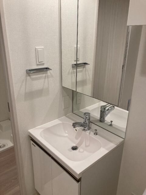 洗面設備　別タイプ部屋　参考写真です