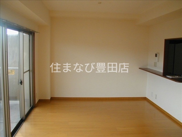 居室・リビング　同型タイプ