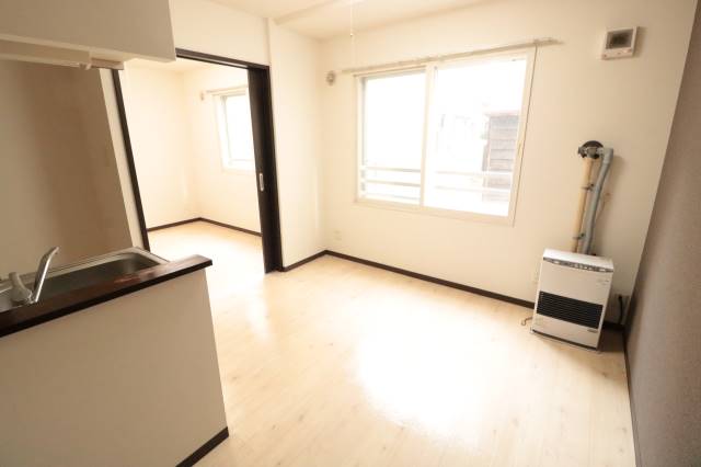 居室・リビング　綺麗な内装のリビングスペース♪