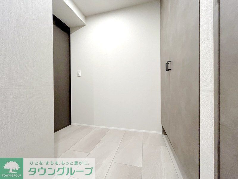 玄関　お部屋探しは株式会社　タウンハウジング　までお気軽にお問合…