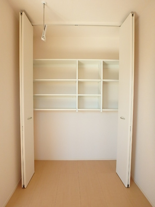 収納　図面と現状に相違がある場合には現状を優先