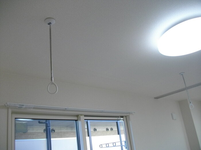 その他設備　室内物干し機