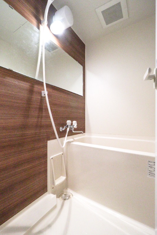 バス・シャワールーム　図面と現状に相違がある場合には現状を優先