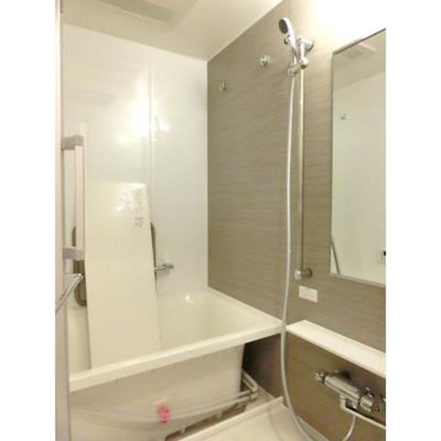 バス・シャワールーム　※写真は同タイプ住戸です。