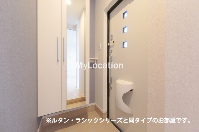 玄関　☆スッキリとした玄関です☆