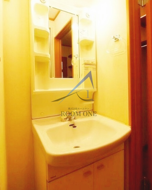 洗面設備　洗面台です。