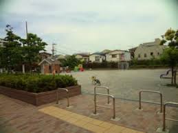 公園　ゆたか防災広場（公園）まで76m