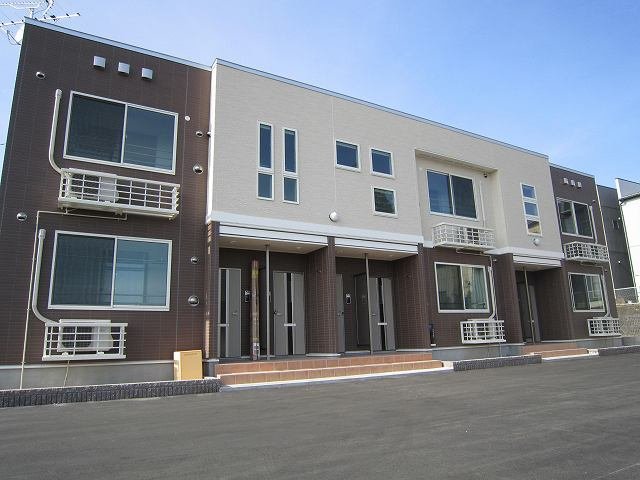 建物外観　落ち着いた雰囲気の外観です