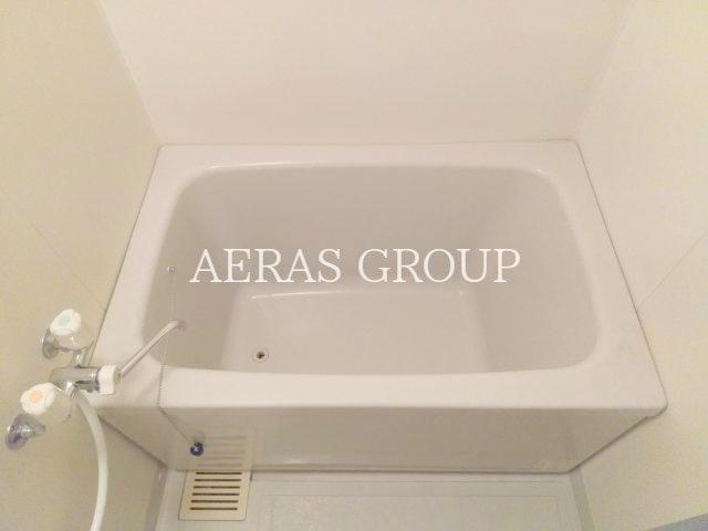 バス・シャワールーム　浴槽