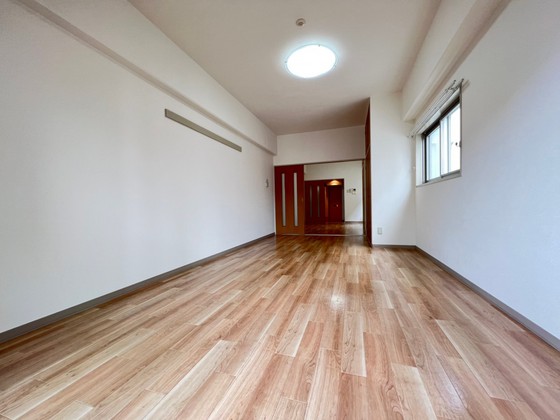 居室・リビング　※別部屋の写真です