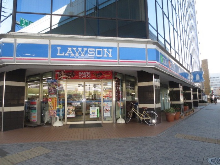 コンビニ　ローソン東区泉1丁目店（コンビニ）まで202m