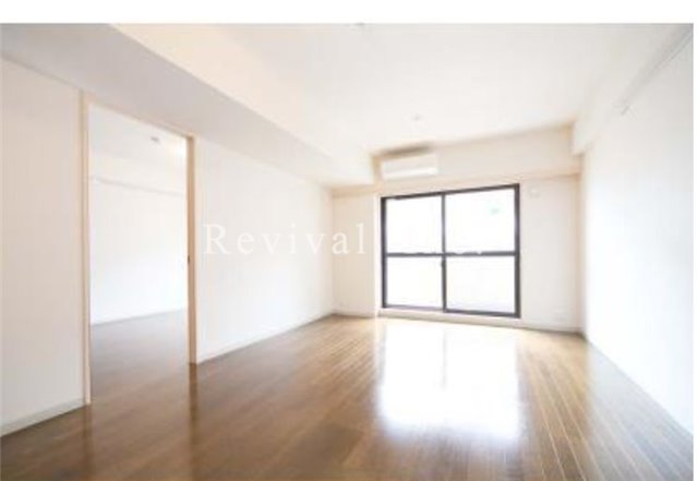 居室・リビング　解放感あり家具配置のしやすい広々したリビング