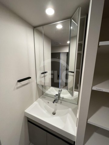 洗面設備　アーバネックス新町　独立洗面台