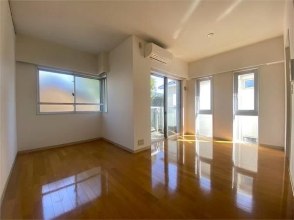 居室・リビング　参考写真です