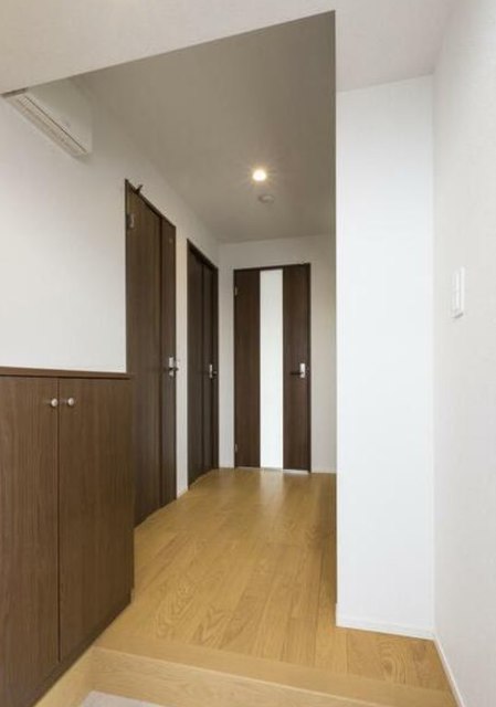 玄関　同仕様タイプ